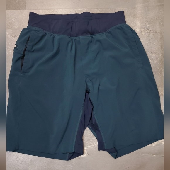 Lululemon T.H.E. Short *Luxtreme Liner 9". Indochine Blue (Teal = Blue/green). M - Picture 3 of 14